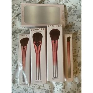 Sephora Beauty Magnet Brush Set w/ Stand